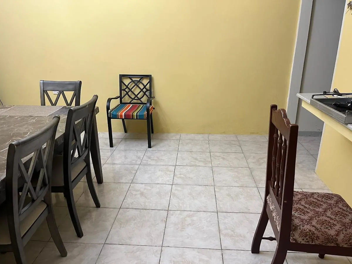 St Bess Comfort Style Black River 0*,