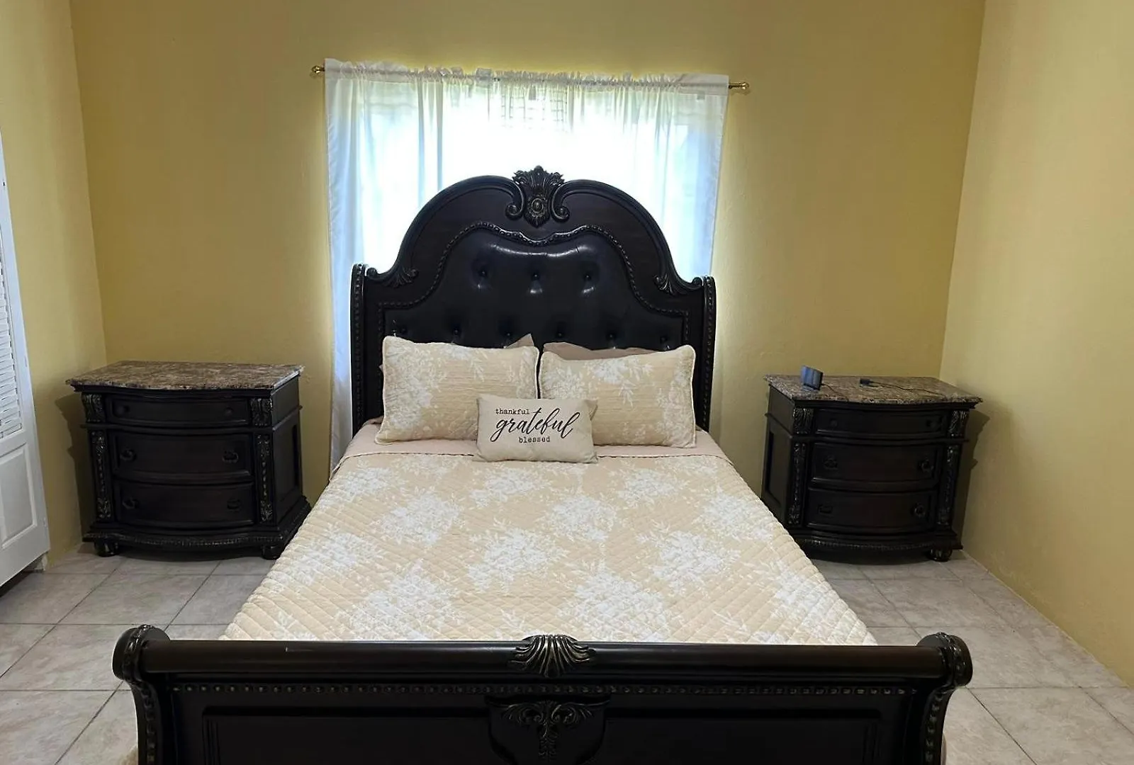 St Bess Comfort Style Black River 0*,  Jamajka